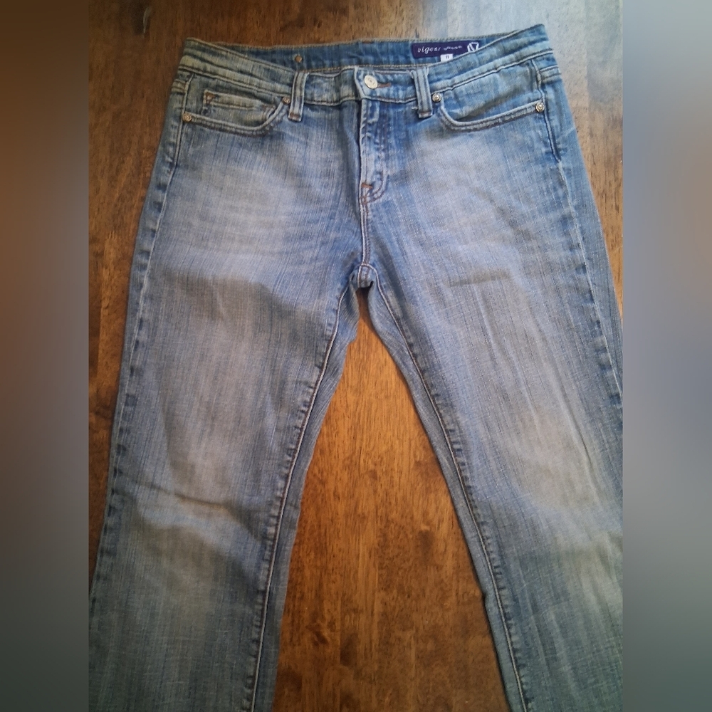 Vigoss Light Wash Flare Leg Jeans 11 - Picture 2 of 7